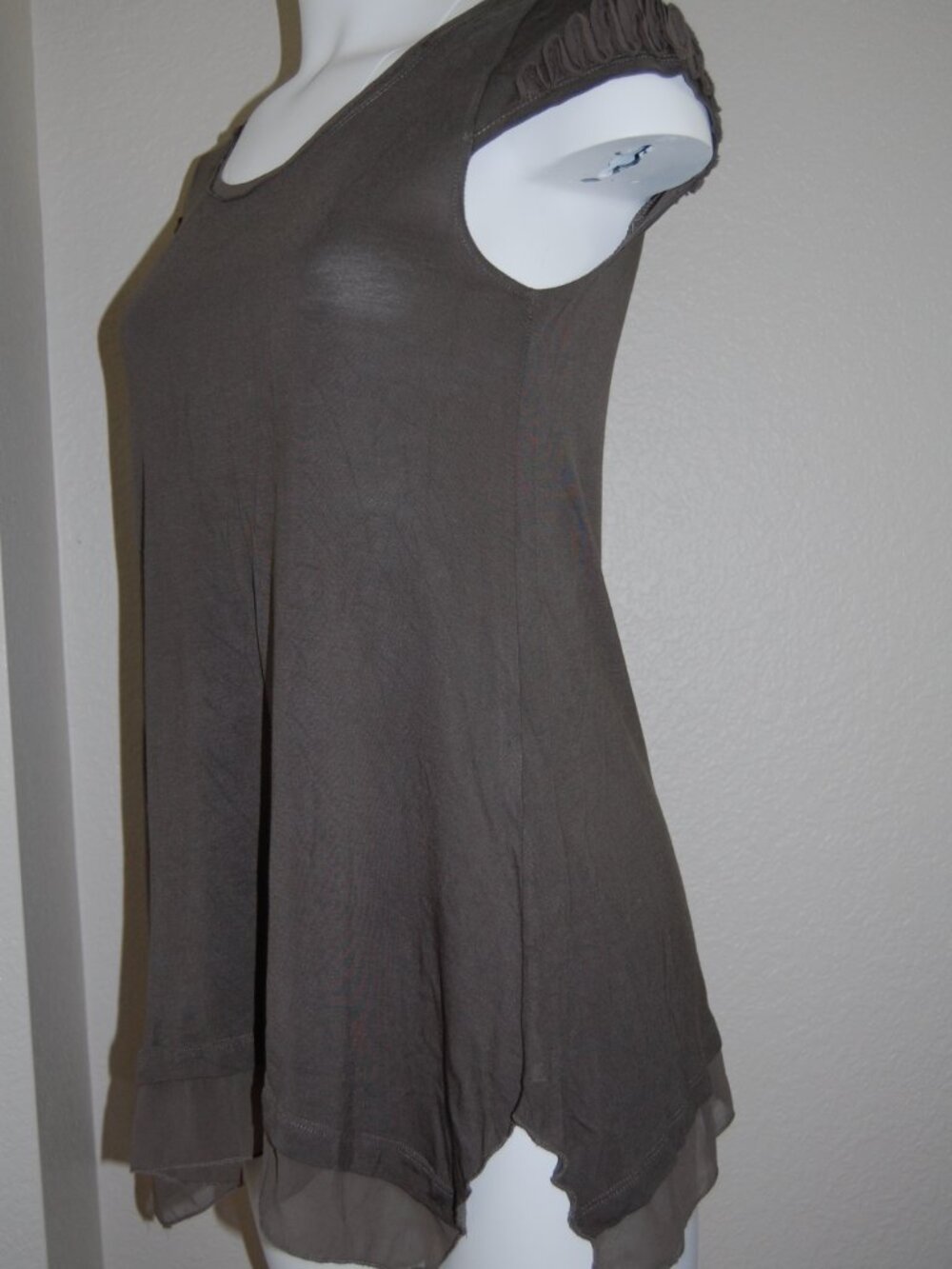 Kenar Top, Women Size M, 100% Viscose